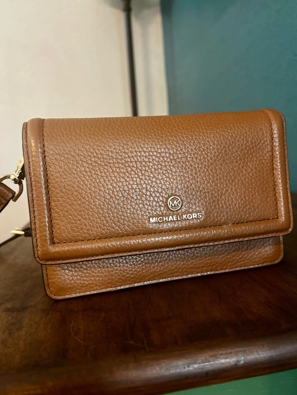 Authentic Michael Kors Brown Pebbled Leather Crossbody Wallet